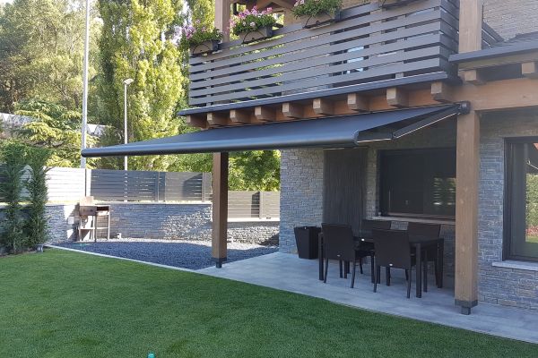 Toldos Pamplona · Venta e instalación de toldos para jardines y terrazas en Pamplona, Navarra